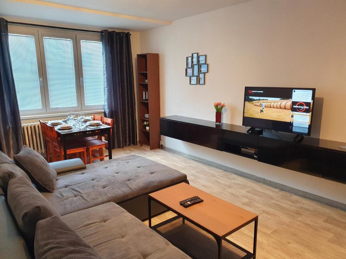 Family Apartman Kovářská Exteriör bild