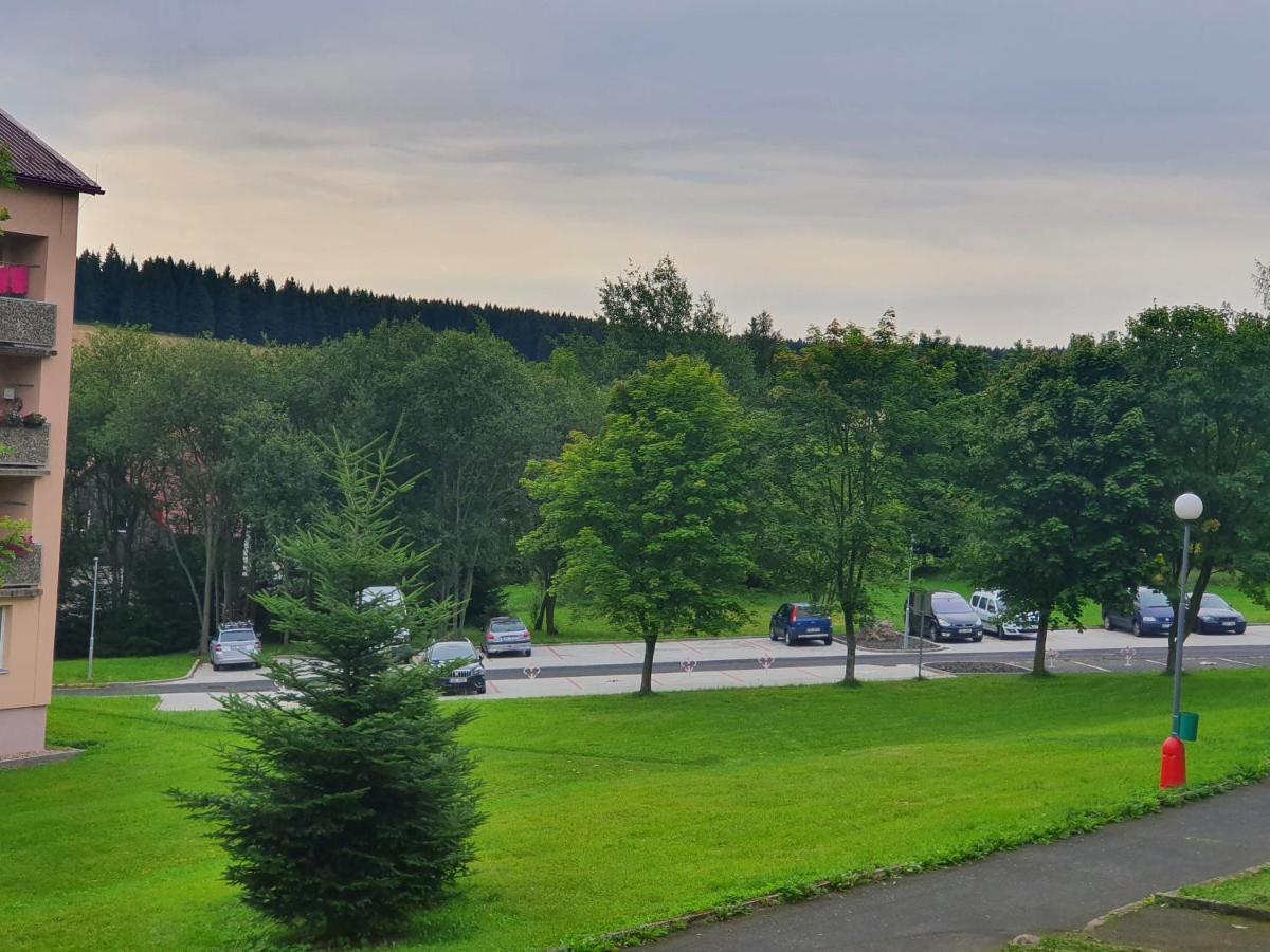Family Apartman Kovářská Exteriör bild